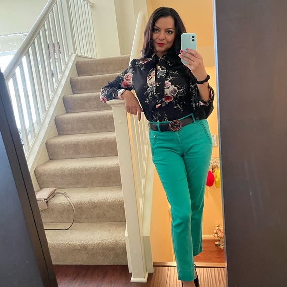 CURATED OUTFIT STYLES FROM MY CLOSET. Most of these garments are for sale. - Picture 14 of 17